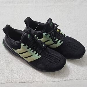 Men's Adidas Black and Green Running Shoes